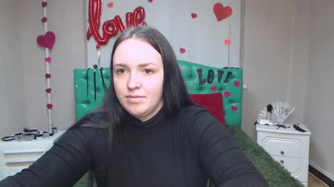 IsabelBlackberry online show from 03/10/25, 09:10