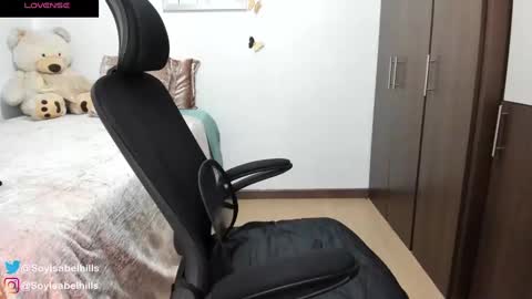 Snapshot of isabelhills chatting on 01/25/25, 10:50 Isa online show from 01/25/25, 10:50