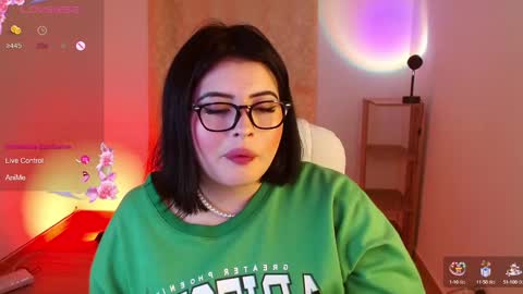 Snapshot of isabella_669 chatting on 01/15/25, 03:22 isabella online show from 01/15/25, 03:22