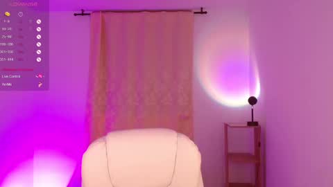 Snapshot of isabella_669 chatting on 01/18/25, 03:09 isabella online show from 01/18/25, 03:09