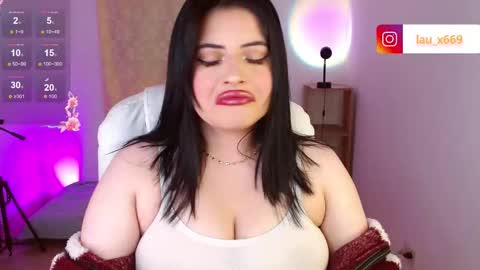 Snapshot of isabella_669 chatting on 09/09/25, 05:07 isabella online show from 09/09/25, 05:07