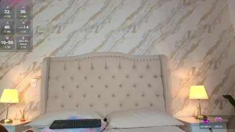 isabella__rose_ online show from 05/06/26, 07:19