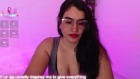Snapshot of isabella_aristi03 chatting on 09/19/25, 04:25 isabella_aristi03 online show from 09/19/25, 04:25