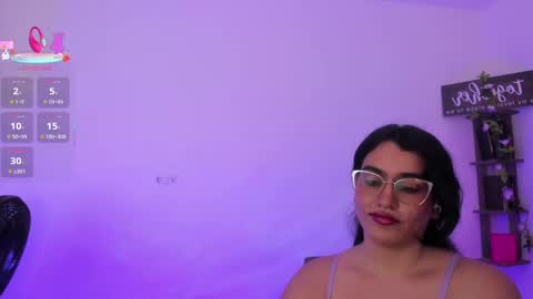 Snapshot of isabella_aristi03 chatting on 09/27/25, 04:39 isabella_aristi03 online show from 09/27/25, 04:39