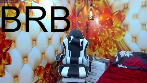 Snapshot of isabella_barbie chatting on 02/20/26, 06:26 sabella barbie online show from 02/20/26, 06:26