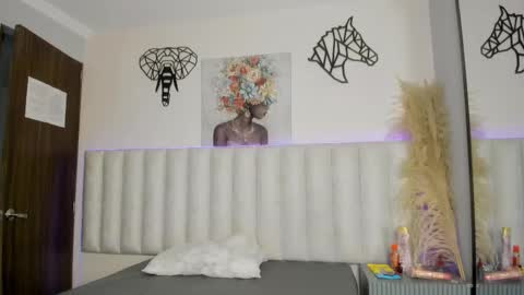 Snapshot of isabella_crofts chatting on 11/01/25, 03:08 isabella_crofts online show from 11/01/25, 03:08