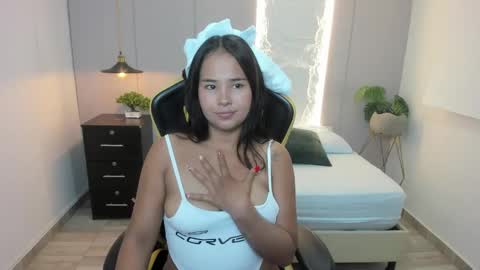 Snapshot of isabella_florez22 chatting on 01/03/25, 07:18 Isabel florez online show from 01/03/25, 07:18