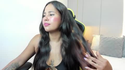 Isabel florez online show from 04/02/26, 02:09