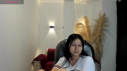 Isabella online show from 06/11/26, 07:39