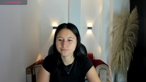 Isabella online show from 07/30/26, 11:31