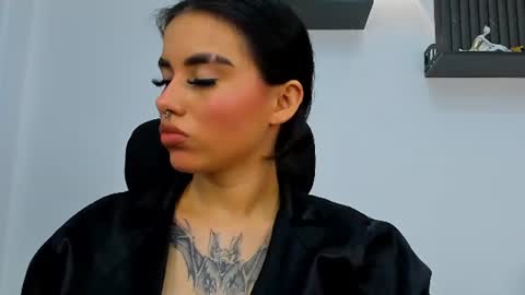 Snapshot of isabella_hv chatting on 07/19/26, 02:04 ISABELLA online show from 07/19/26, 02:04