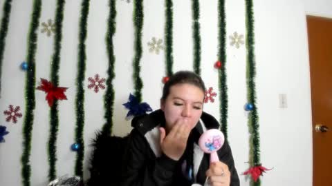 isabella_jaramillo online show from 12/02/25, 12:21