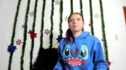 isabella_jaramillo online show from 12/03/25, 12:14