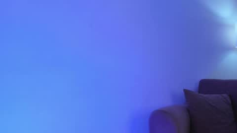 ISABELLA online show from 04/28/26, 02:27
