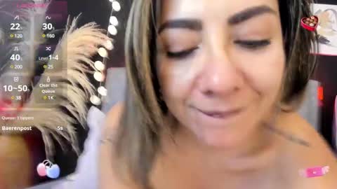Snapshot of isabella_lt chatting on 02/21/25, 05:20 online show from 02/21/25, 05:20