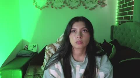 isabella_monntolvo online show from 05/21/26, 06:37