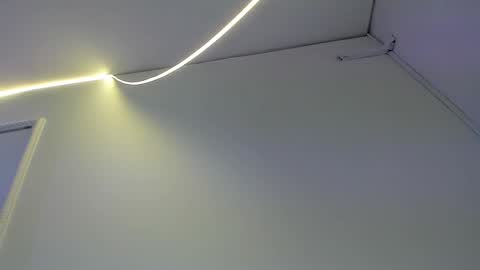 Isabella Nowa online show from 02/14/26, 12:02