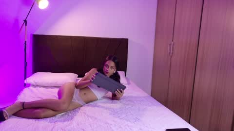 Snapshot of isabella_oa chatting on 06/19/26, 07:28 isabella santana online show from 06/19/26, 07:28