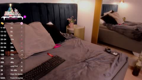 Snapshot of isabella_roa chatting on 12/09/24, 01:51 Isabella online show from 12/09/24, 01:51