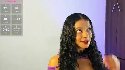 Snapshot of isabella_savina chatting on 08/01/26, 12:32 Isabella online show from 08/01/26, 12:32