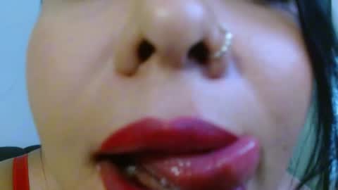 Snapshot of isabella_velvet27 chatting on 04/30/26, 02:18 Isabella velvet online show from 04/30/26, 02:18