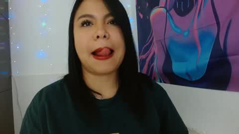 Snapshot of isabella_velvet27 chatting on 05/19/26, 12:55 Isabella velvet online show from 05/19/26, 12:55