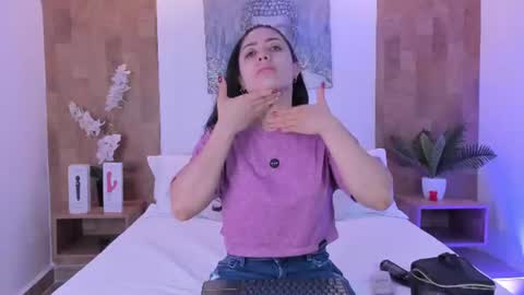 isabella_winkler online show from 07/04/26, 11:05
