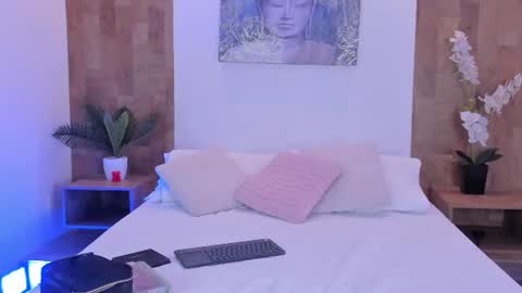 isabella_winkler online show from 07/07/26, 10:52