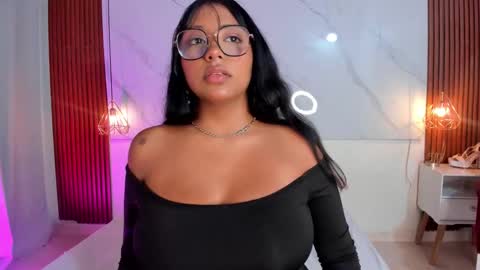 isabella zc online show from 11/29/25, 08:45