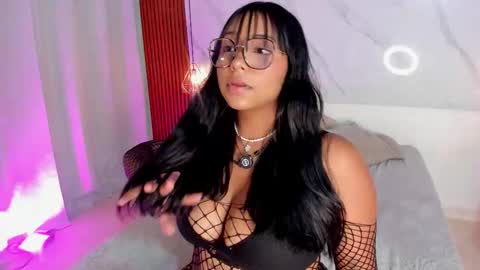 isabella zc online show from 02/03/26, 08:14