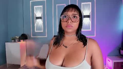 Snapshot of isabella_zc chatting on 07/15/26, 11:59 isabella zc online show from 07/15/26, 11:59
