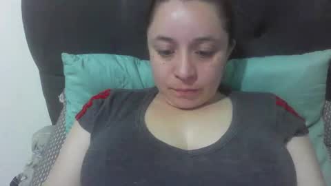 Snapshot of isabellaa_hills_ chatting on 10/23/25, 03:11 isabellaa_hills_ online show from 10/23/25, 03:11