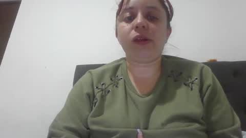 Snapshot of isabellaa_hills_ chatting on 01/13/26, 04:40 isabellaa_hills_ online show from 01/13/26, 04:40