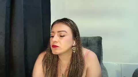 Isabella online show from 07/15/26, 03:34