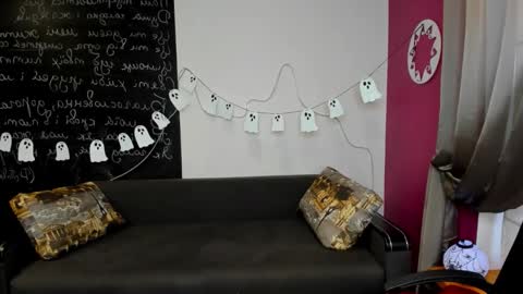 Snapshot of isabellabler chatting on 10/30/25, 12:50 isabellabler online show from 10/30/25, 12:50