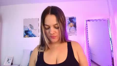 Snapshot of isabellaharley chatting on 06/30/26, 01:01 Isabella online show from 06/30/26, 01:01