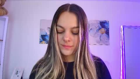 Snapshot of isabellaharley chatting on 07/10/26, 01:36 Isabella online show from 07/10/26, 01:36