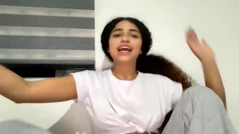 Isabella.. back again  online show from 12/17/24, 03:06