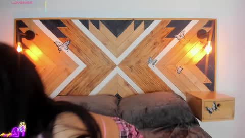 Snapshot of isabellamarinny chatting on 09/22/25, 12:18 Isabella online show from 09/22/25, 12:18