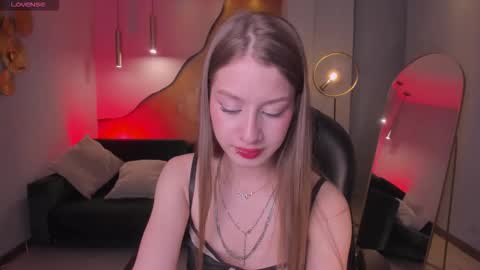 Isabella Moretti online show from 02/27/26, 04:45