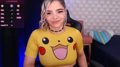 Isabella Mout  online show from 01/26/25, 09:40