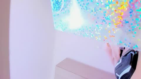 ISABELLA online show from 03/25/26, 08:20