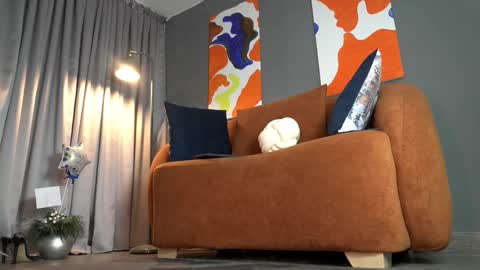 Help me with your follow independent model isabela online show from 01/16/26, 09:19