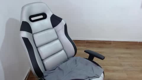 Snapshot of isabellaobregon2 chatting on 02/23/26, 09:45 Isa online show from 02/23/26, 09:45