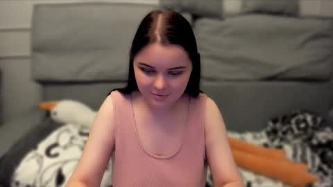 Isabella online show from 09/17/25, 07:59