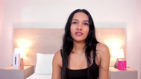 Snapshot of isabellathomass chatting on 07/22/26, 07:27 isabellathomass online show from 07/22/26, 07:27
