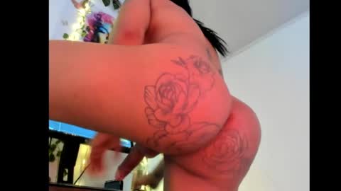 isabelldollts online show from 09/23/25, 03:42