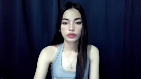 Snapshot of isabelle_willis chatting on 09/17/25, 11:01 Isabelle online show from 09/17/25, 11:01