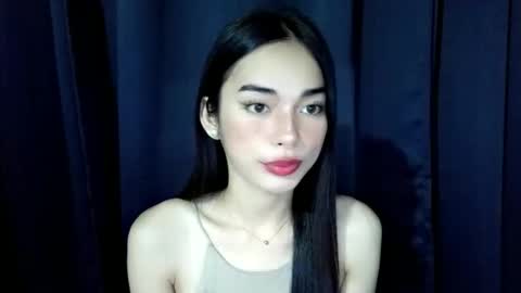 Snapshot of isabelle_willis chatting on 10/07/25, 10:45 Isabelle online show from 10/07/25, 10:45