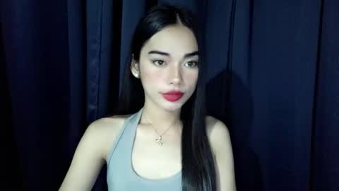 Snapshot of isabelle_willis chatting on 10/20/25, 01:00 Isabelle online show from 10/20/25, 01:00